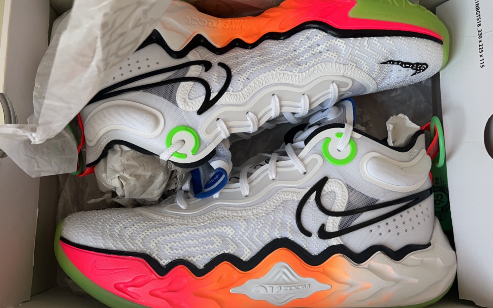 八岁小学生乱侃球鞋 耐克nike gt run 篮球鞋