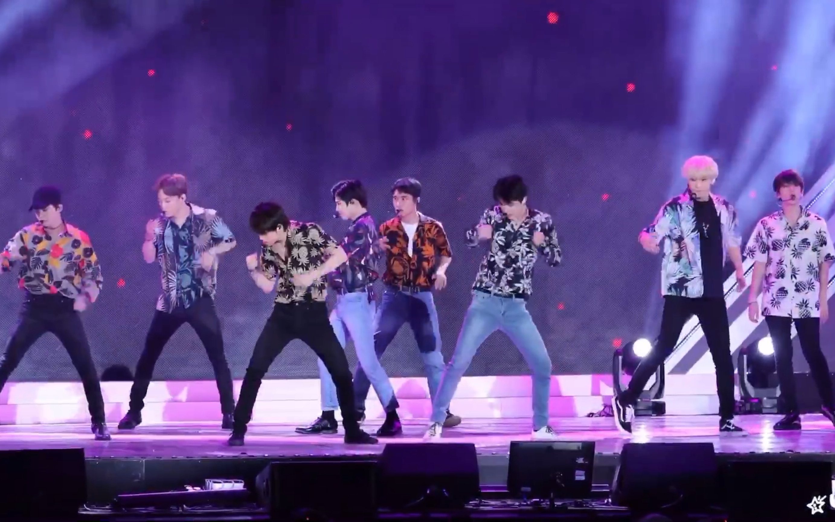 [图]【EXO/全体直拍】180902 The Eve+Kokobop+Universe+Power @Sky Festival