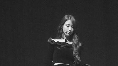 中字】IU - Real Fantasy 2012 Special DVD_哔哩哔哩_bilibili