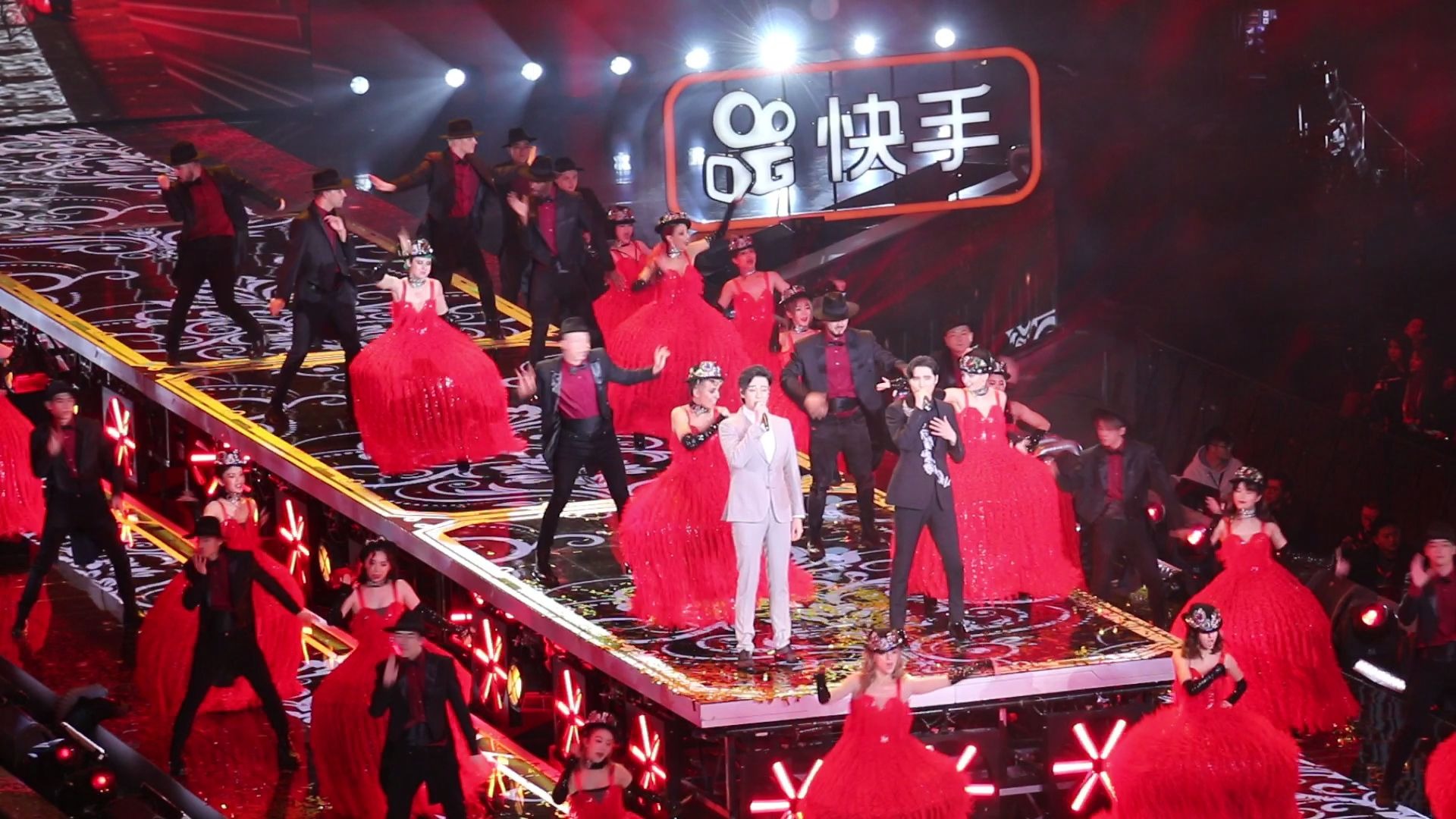 [图]【音乐剧云次方】东方卫视跨年现场直拍20191231《The greatest show》《妈妈咪呀》《Memory》《天边外》《为乐而生》