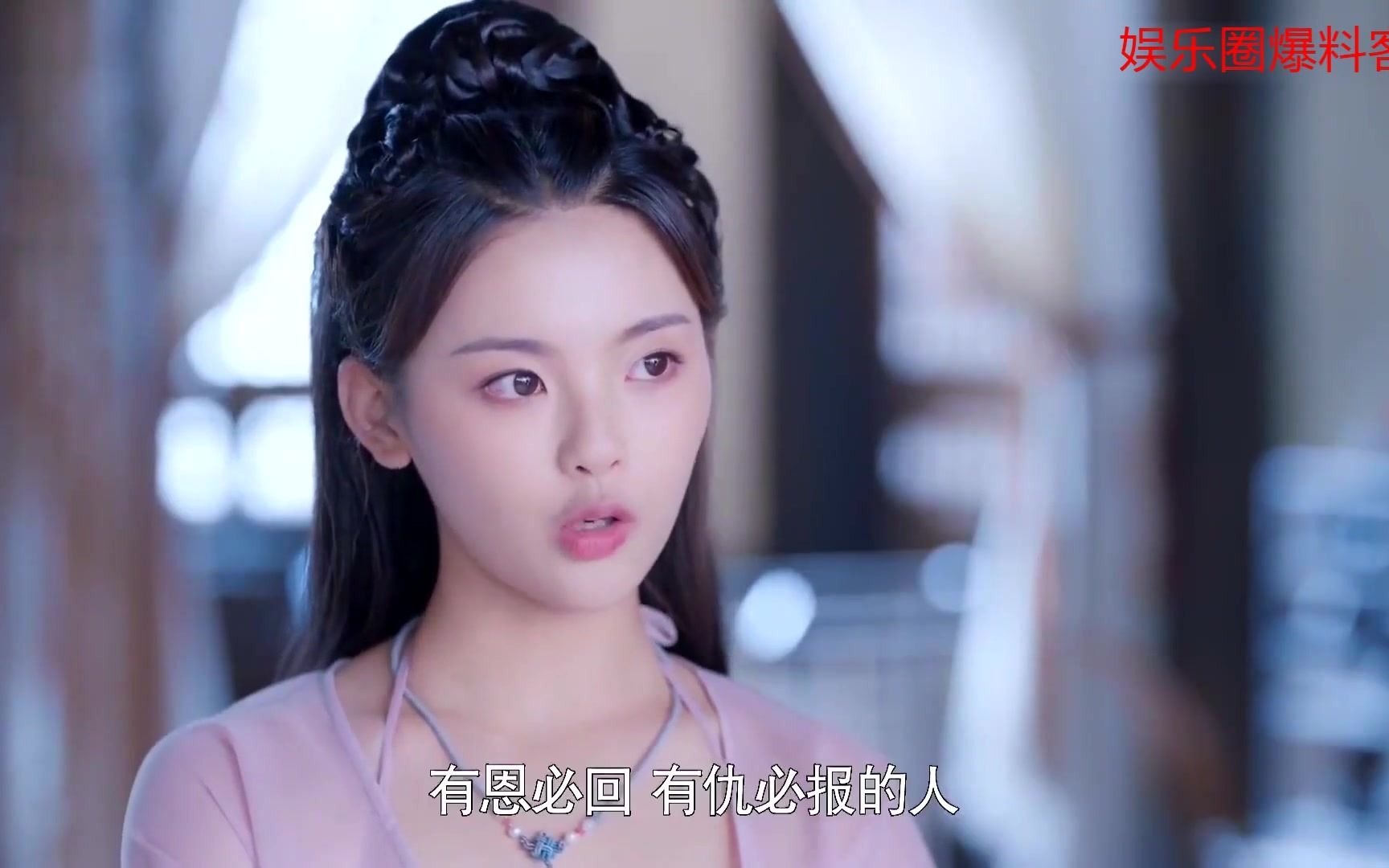 杨超越长了一张韩剧脸,古装造型依旧好看