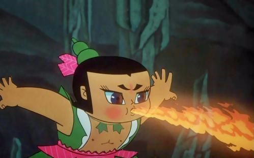 【第一时间】又有动画片躺枪!学葫芦娃苦练"喷火" 熊孩子把家烧了