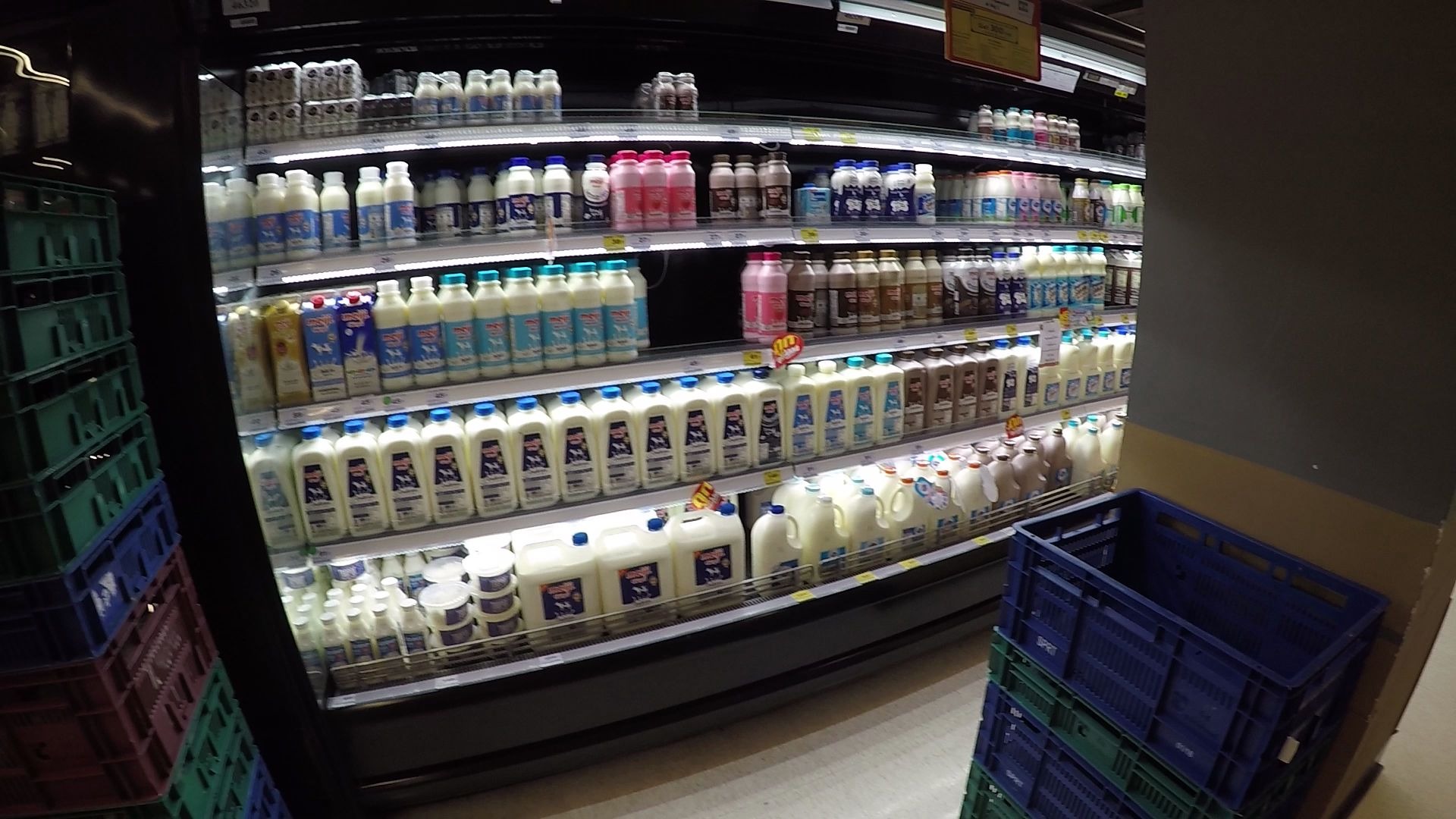 普吉bigc超市牛奶货架 满满的诱人口味
