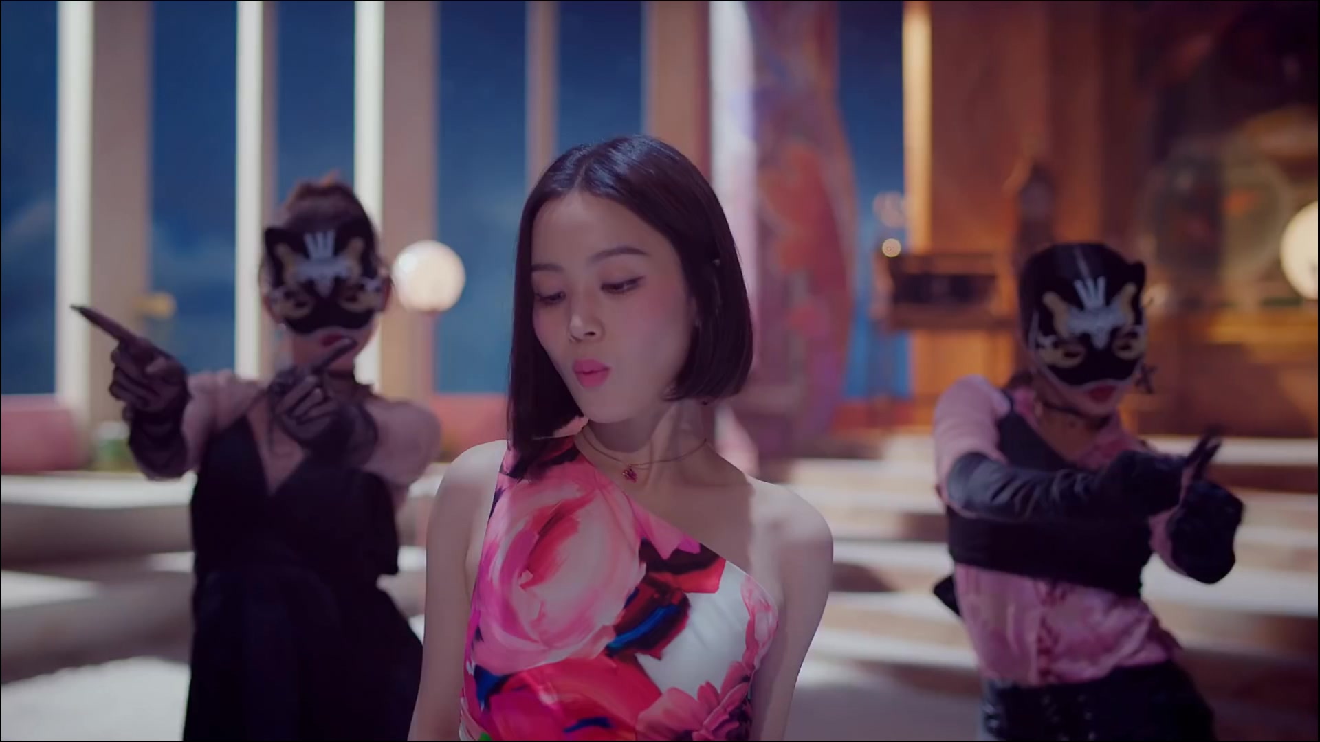 李夏怡-金韩彬合作曲 lee hi - (no one) (feat. b.i of ikon) mv