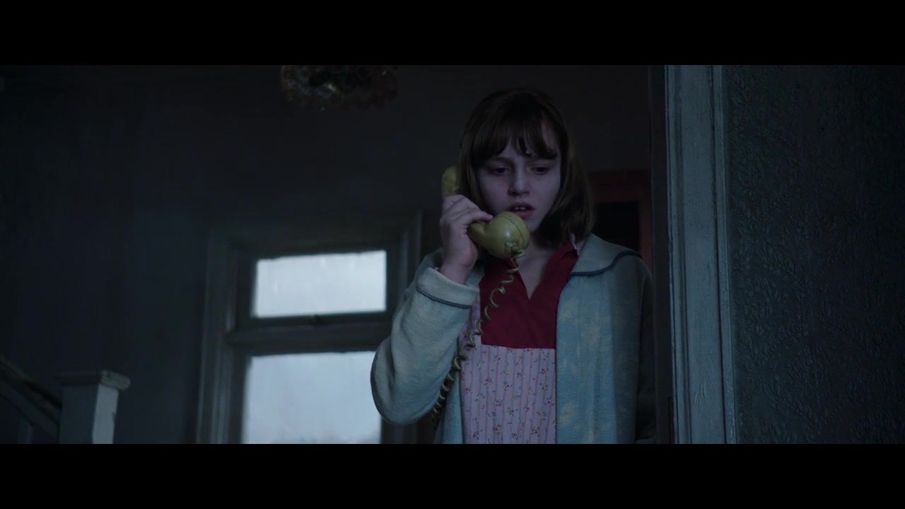 招魂2片段截选之客厅灵异事件