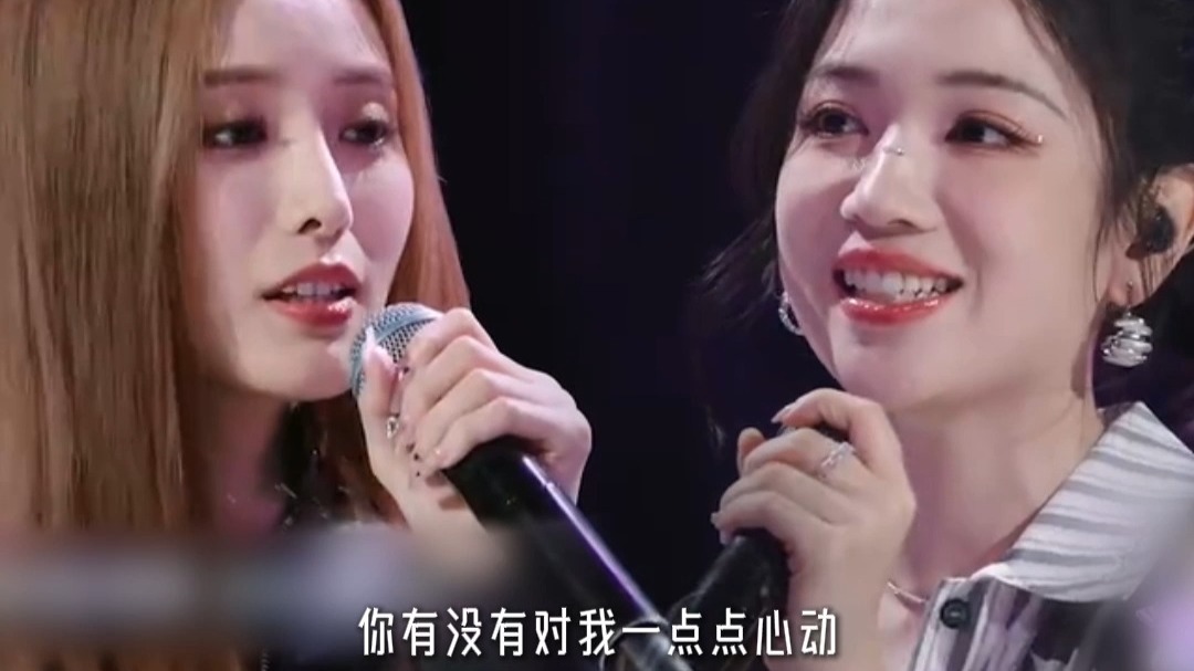 代露娃 徐艺洋演绎《爱丫爱丫》利落唱跳节奏氛围感十足