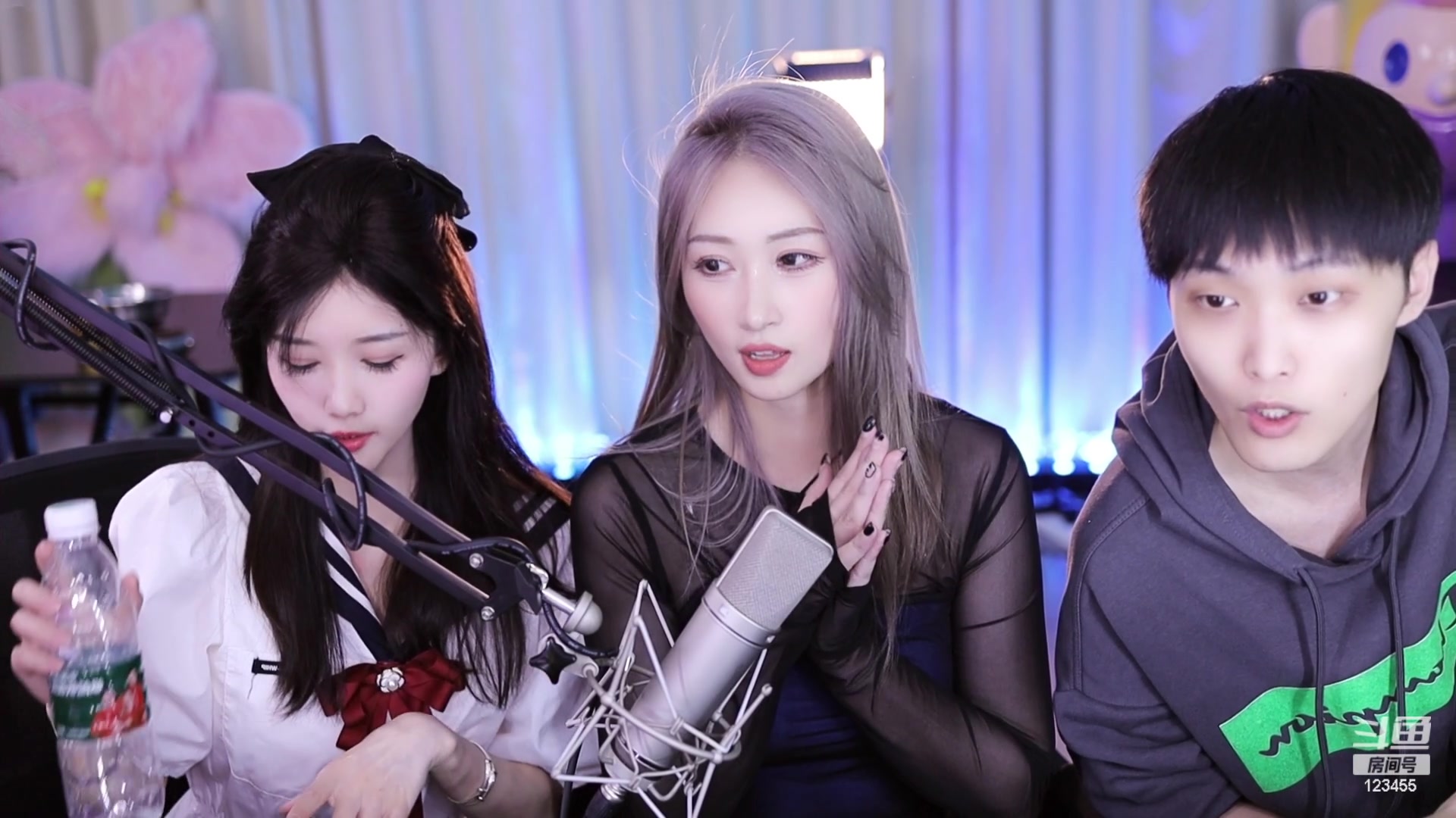 南波儿大魔王丶8点内战22号云巅!3d0