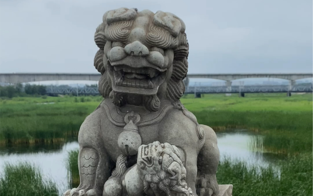 卢沟桥的狮子可爱图片