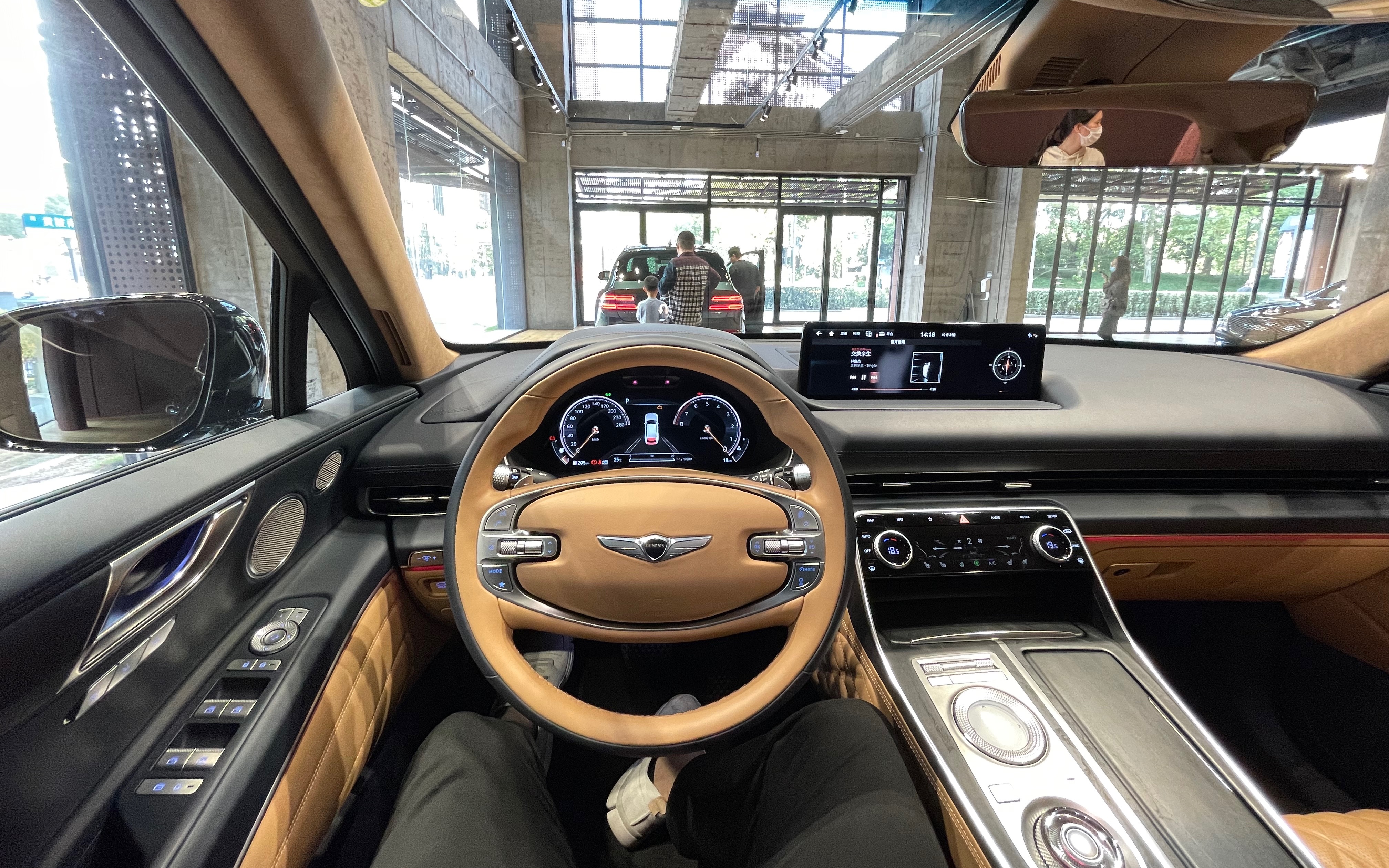 【4k】捷尼赛思gv80 林俊杰在我面前开了场演唱会!军备竞赛