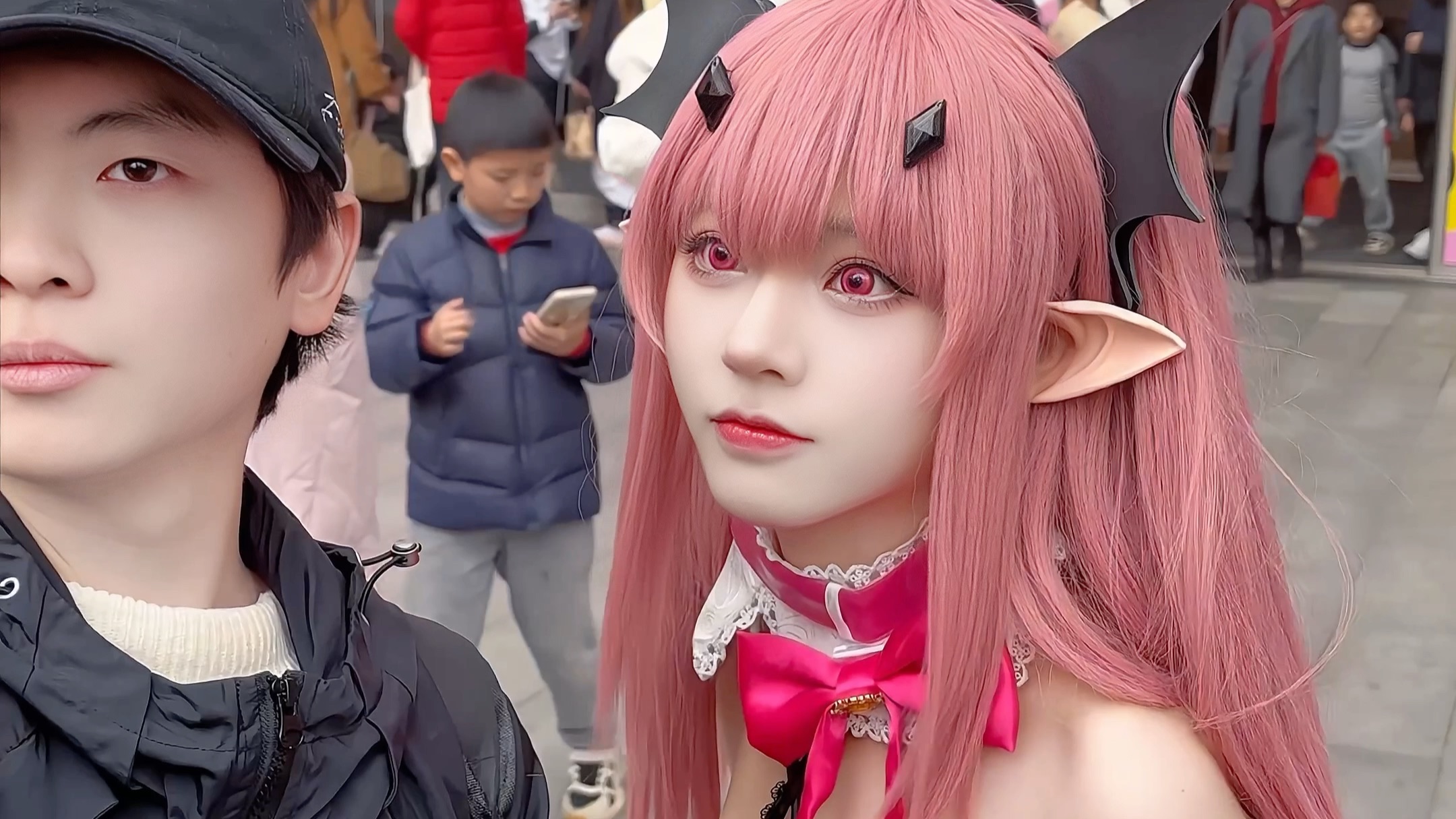 拍了个第三视角 #克鲁鲁 #二次元 #cos