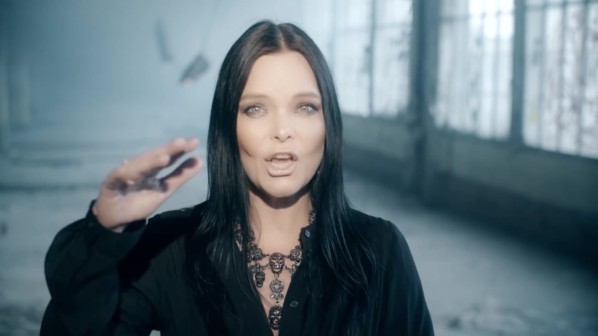 夜愿nightwish第二任主唱anetteolzon新乐队thedarkelementsongsthe