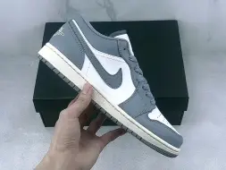 Download Video: 【大山制造】乔丹Air Jordan 1 Low AJ1香芋灰 低帮潮流货号：553558-053