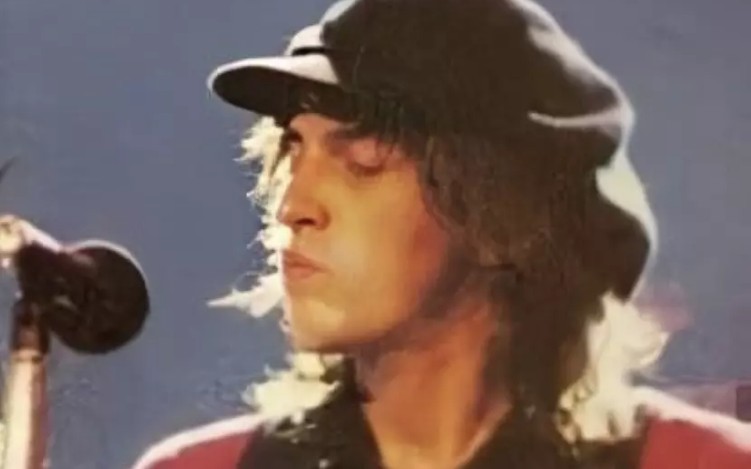 [图]Izzy Stradlin singing Nightrain