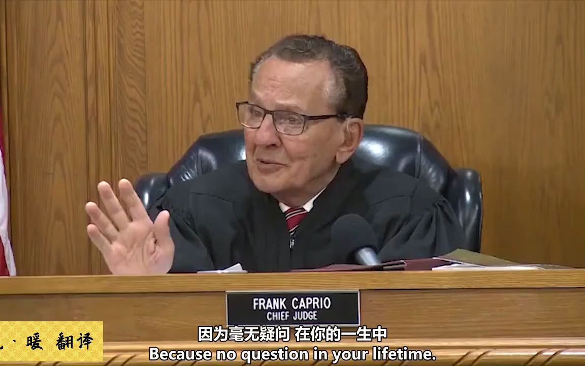 美国法官frank caprio图片