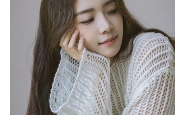 为余霜阿姨打call,可御可甜