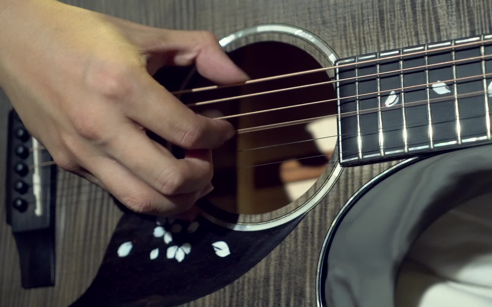 rainie 「夜樱」吉他s-1000c原声视听