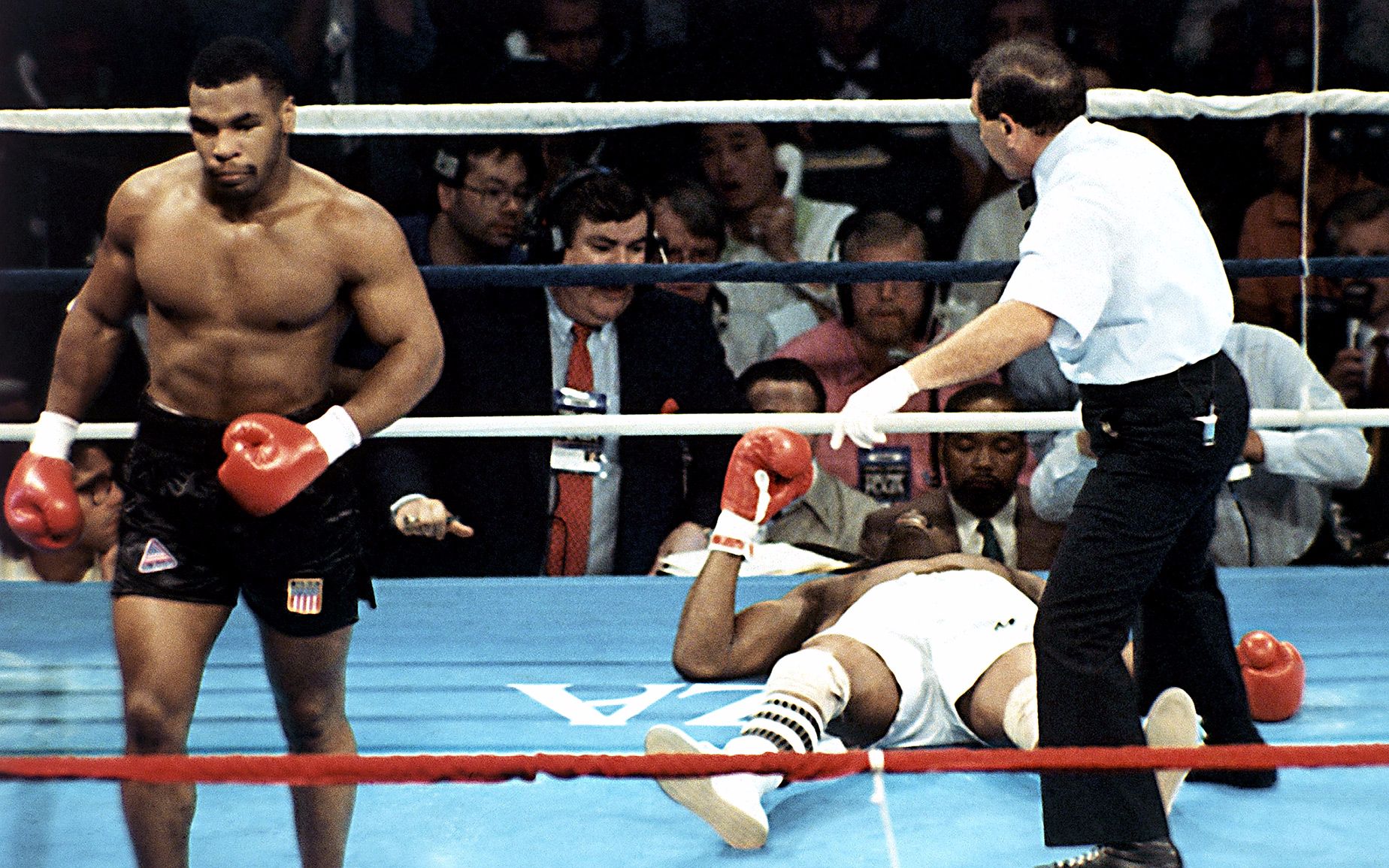 【拳击】泰森vs拉里·霍姆斯完整比赛视频1988年