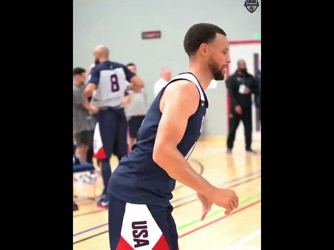 美国男篮库里训练画面