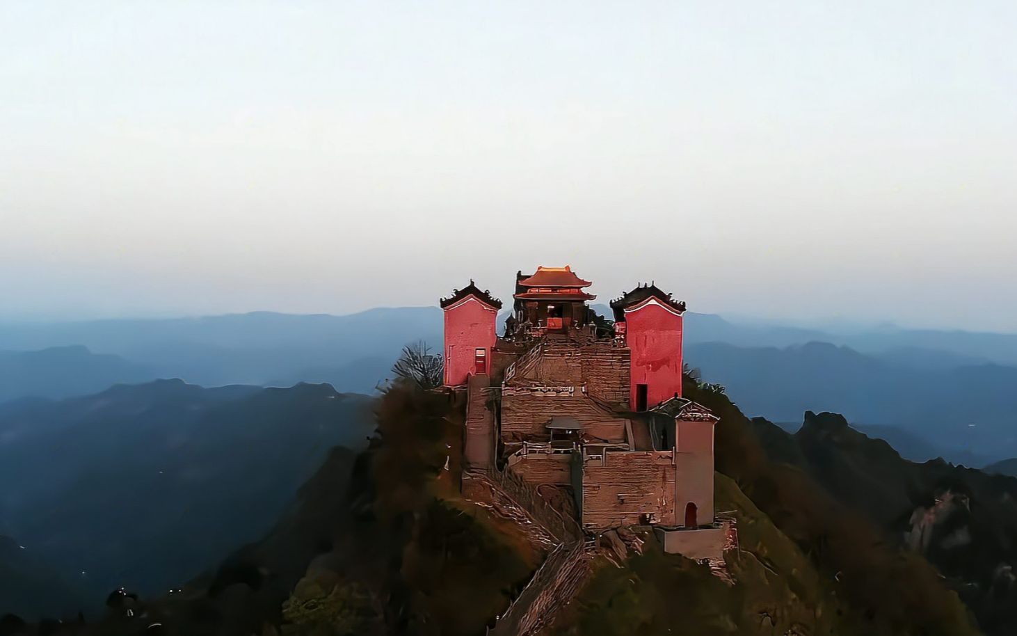 我国最赚钱的一座山,几天门票收入超5亿元,城市都为它改名
