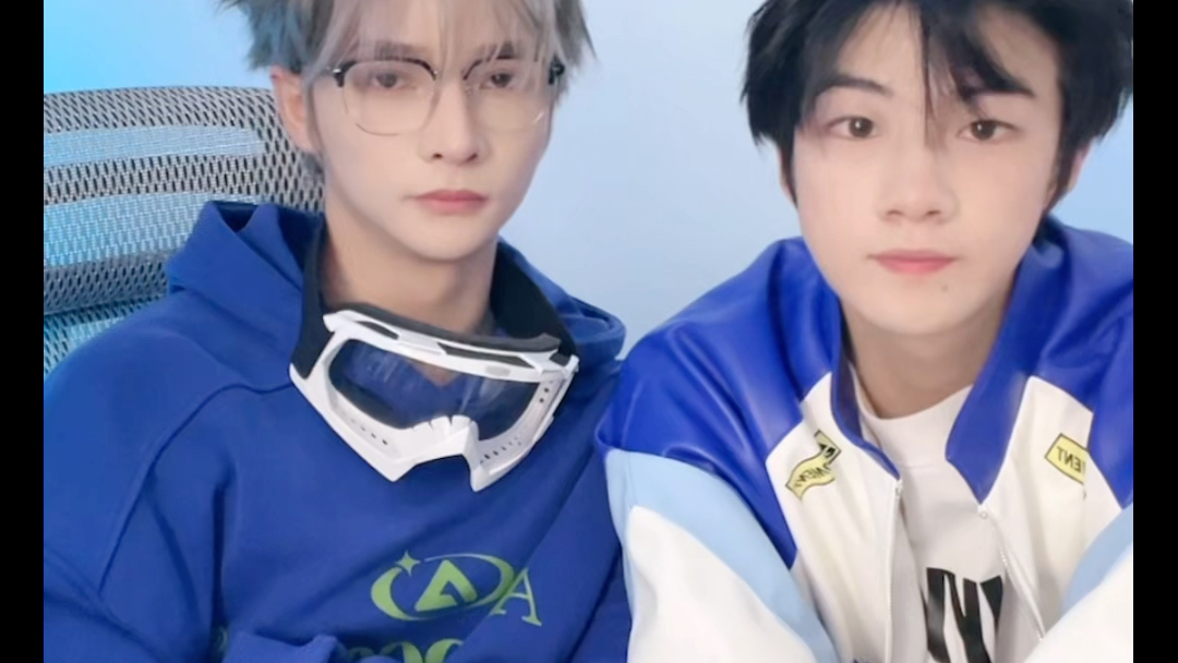 刘潇雄 向承睿 2.