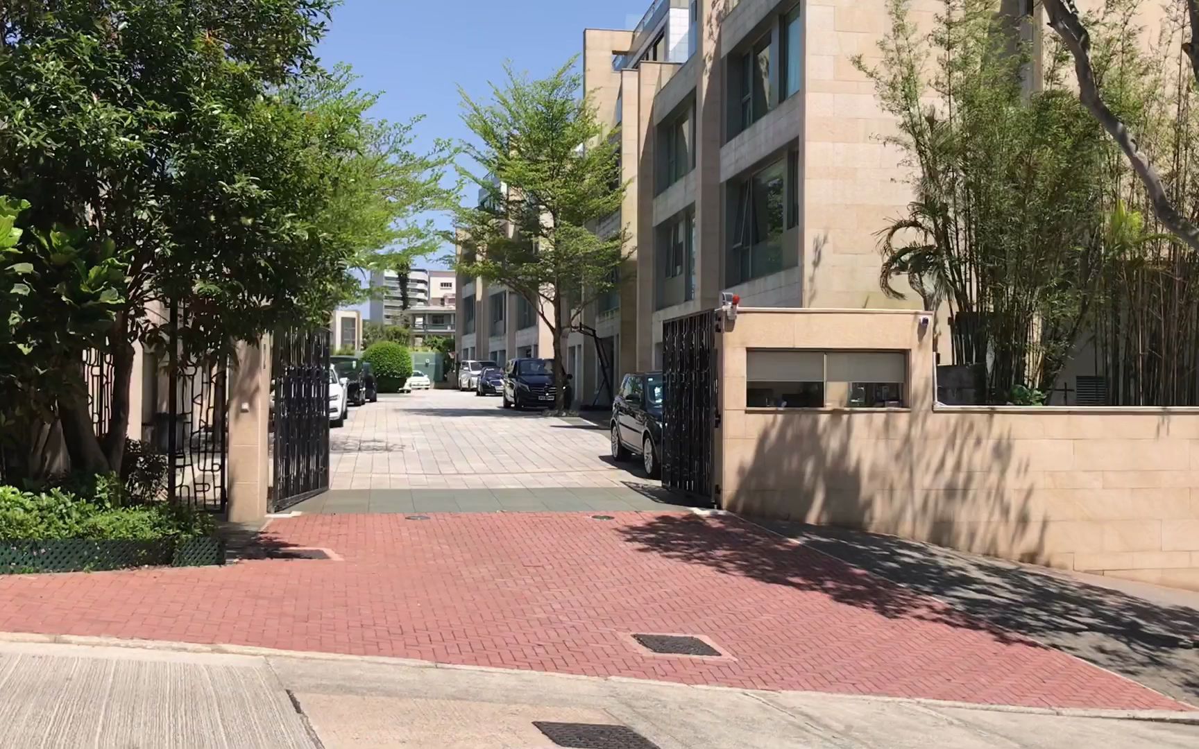 实拍香港白加道富人区最真实现状,都是价值过亿的豪宅,真有钱啊