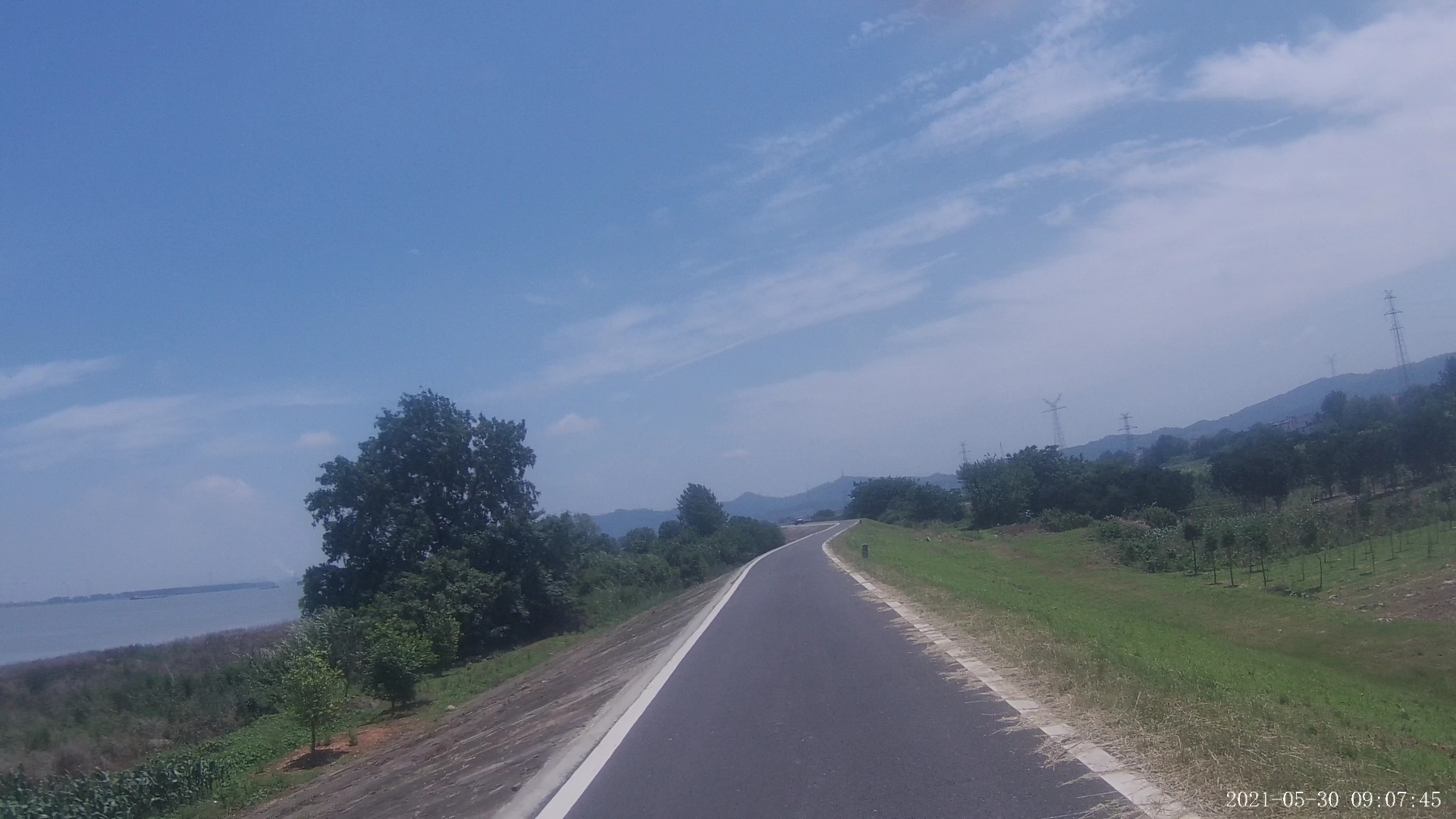 环鄱阳湖摩旅23,九江市梅家洲渡口坐轮渡跨过鄱阳湖去湖口县