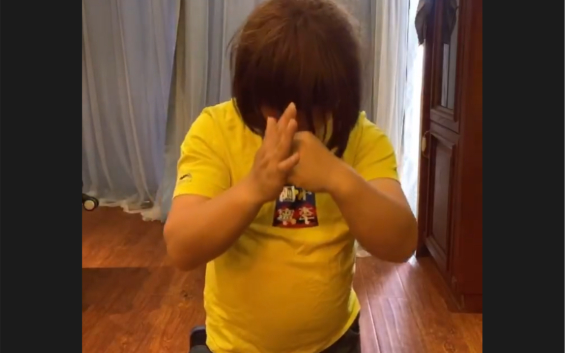 丽丽挑战生理极限弯钩不停歇工作72小时