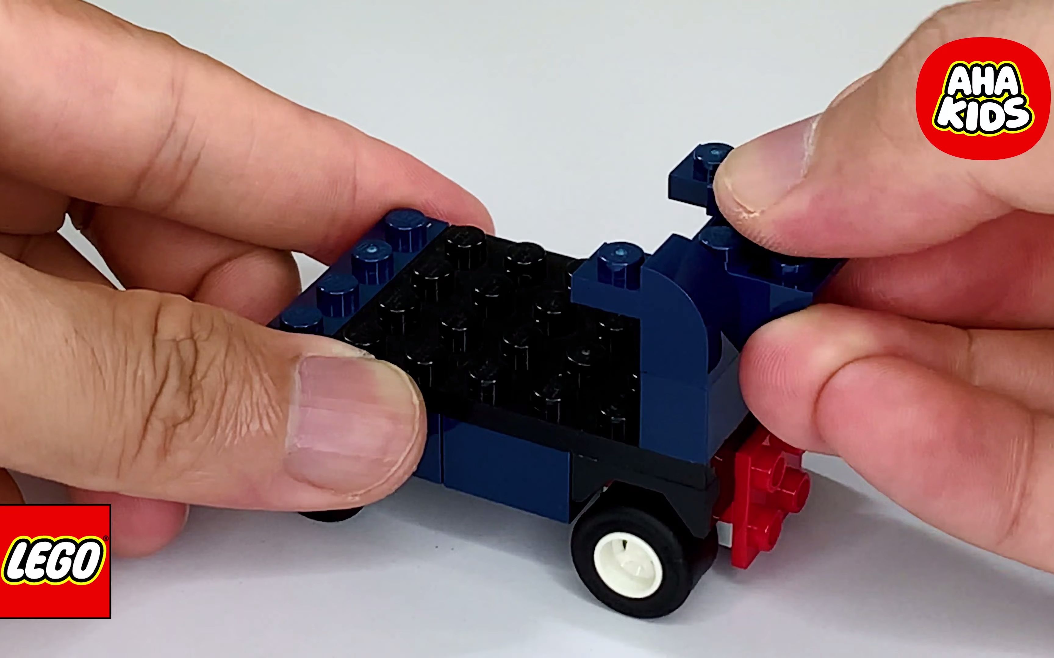 乐高11014拼搭:迷你小汽车8.