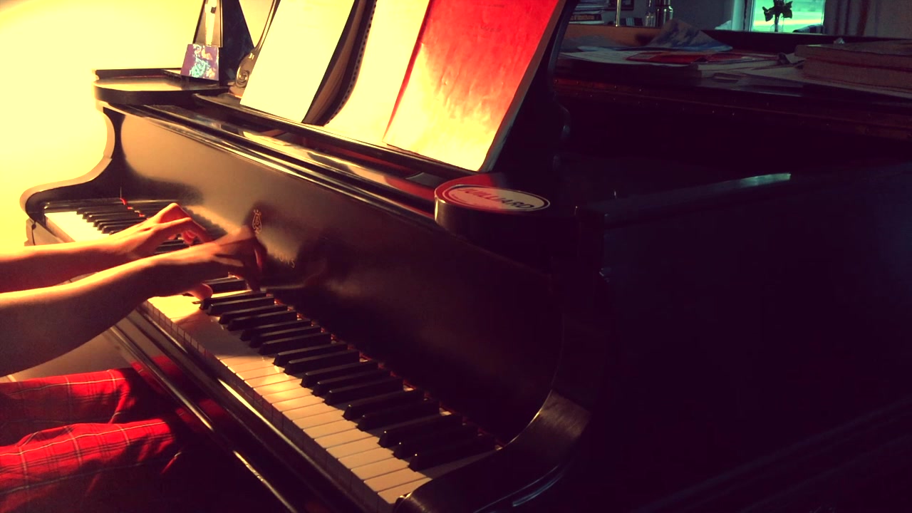 阿布【钢琴】进击的巨人2 - 献出心脏_哔哩哔哩_bilibili