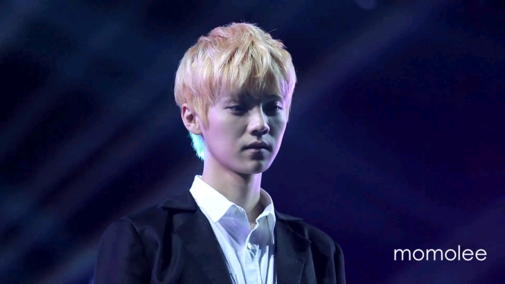 [图]Baby,don't cry luhan 直拍