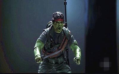 杀手杀了无数的人 最后却跟玩具兵人干了起来《噩梦工厂》第一话