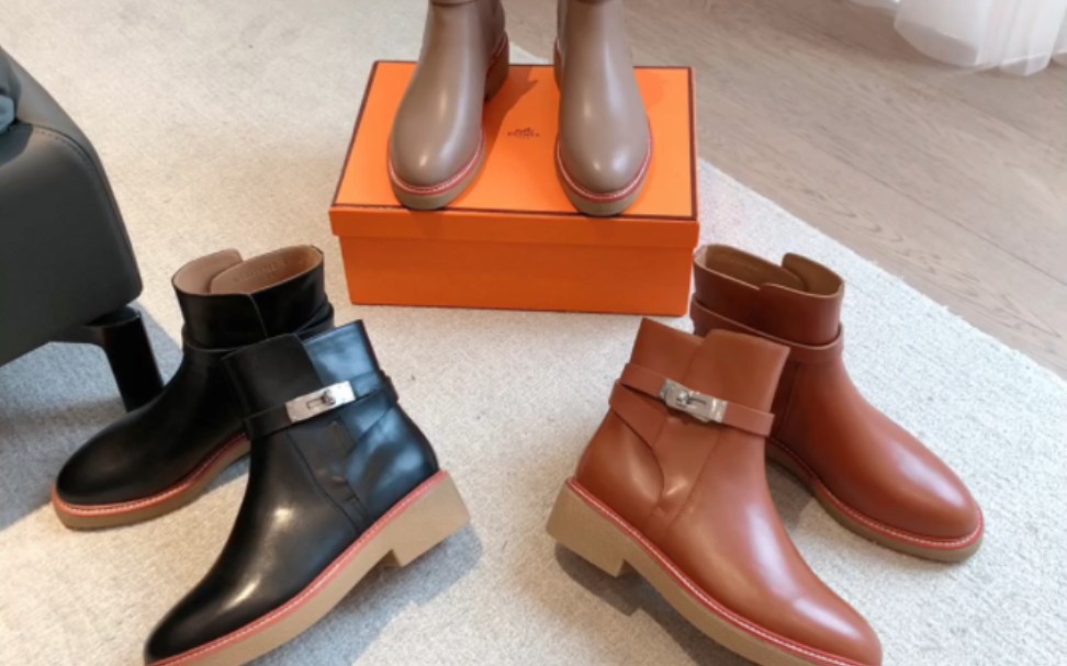 hermes爱马仕秋冬新款kelly扣厚底真皮短靴女 #hermès #真皮短靴