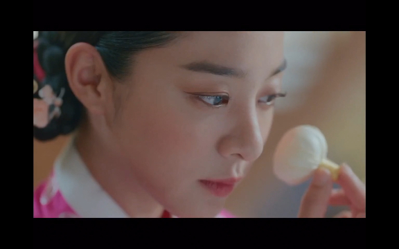 《哲仁王后》花真向皇帝坦白自己栽赃中殿的事实