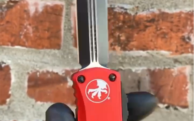 微技术新款大龙直跳匕首直出跳刀展示