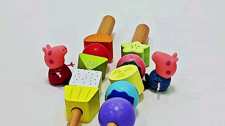 佩奇和乔治想吃糖葫芦,让我来给他们安排 #小猪佩奇 #串珠积木 #串珠