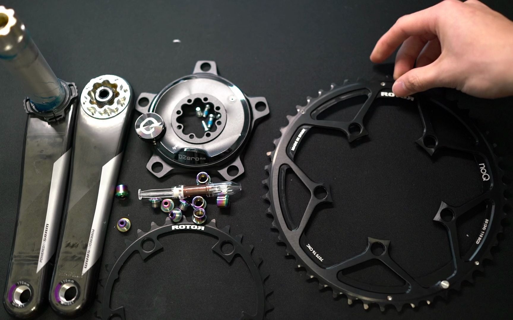 Quarq Dzero盘爪功率计+Quarq D1超轻曲柄+ Rotor Noq盘片 开箱/称重/安装哔哩哔哩bilibili