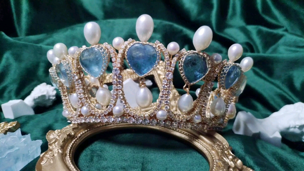 手工绕线海蓝宝珍珠王冠,手工绕线王冠,原版是大名鼎鼎的珍珠泪王冠