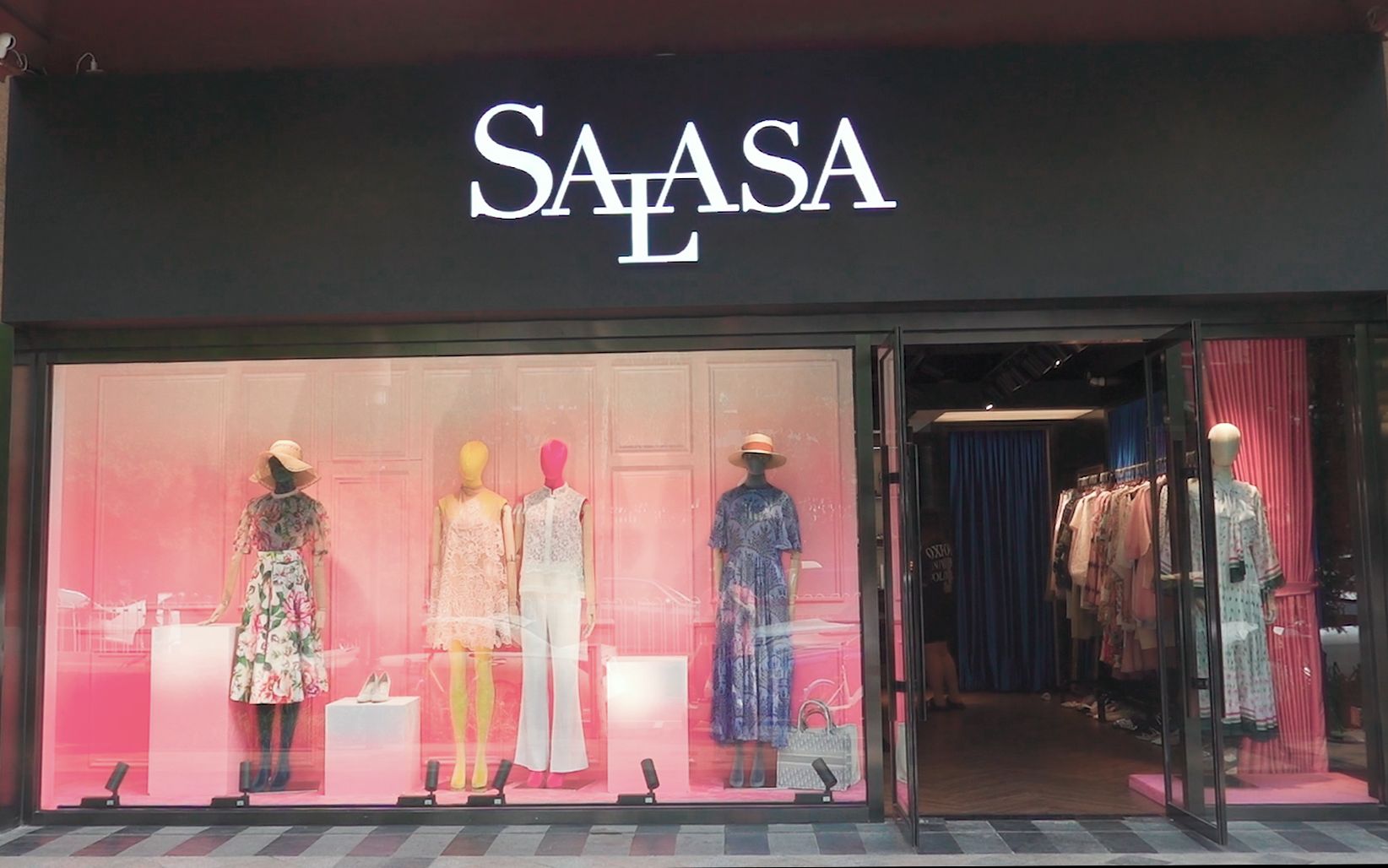 《SALASA》服装店  宣传片哔哩哔哩bilibili