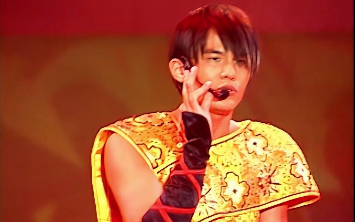 03.周杰伦-忍者《the one》2002年演唱会 高清修复