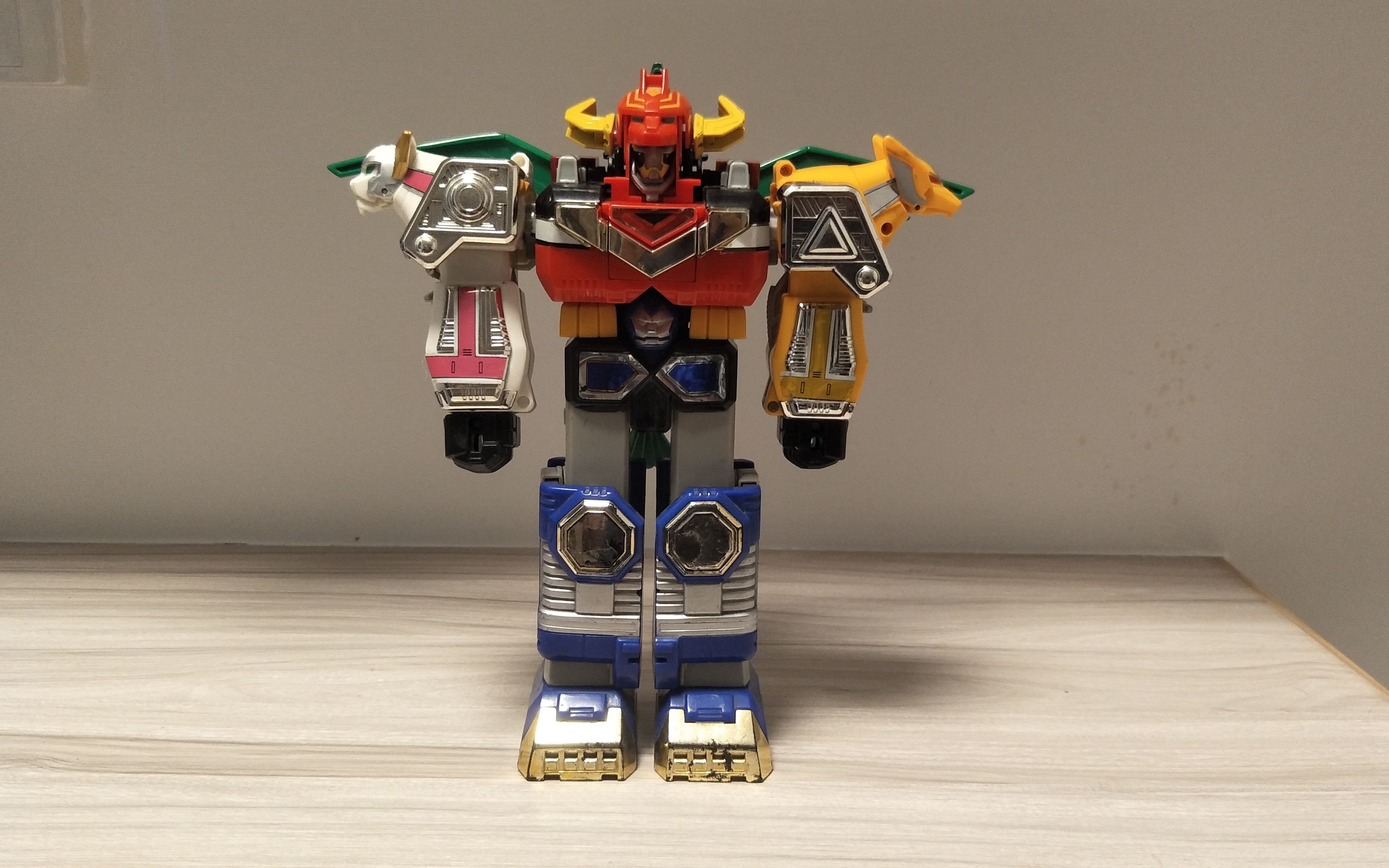 【辣辣鱼模玩频道第十七期】星兽战队dx:银凯王_哔哩哔哩_bilibili