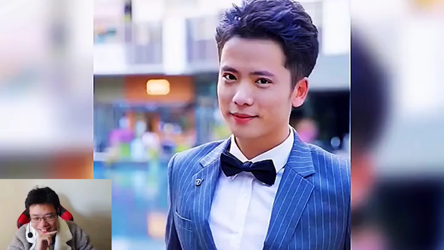 当马老师看到自己的时尚金轮时,开心的不得了!