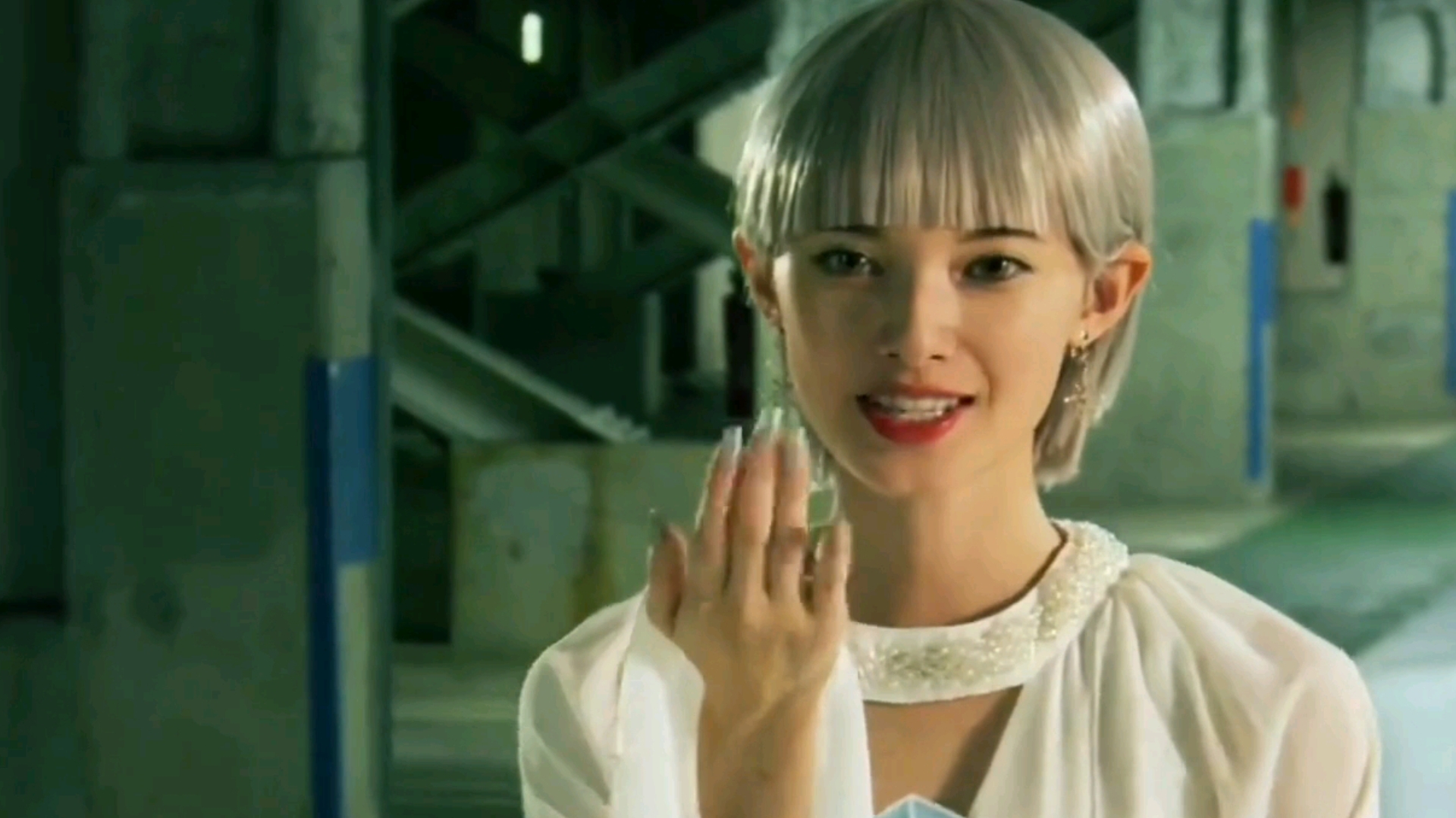 特摄女反派小姐姐雪女爆死