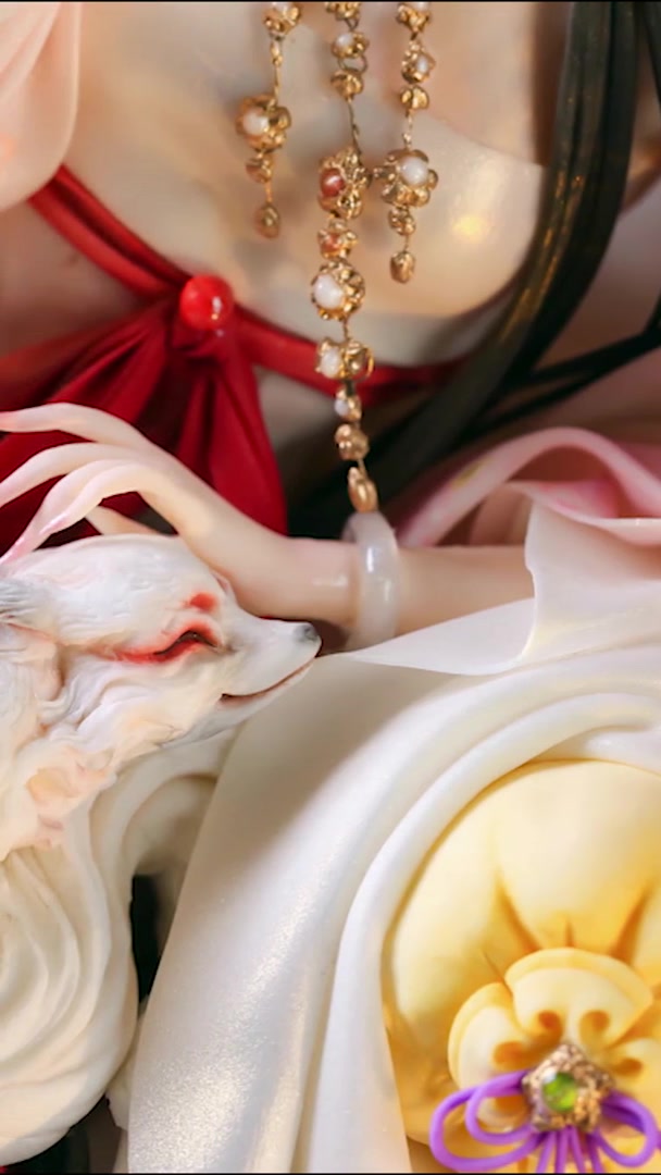 国风翻糖人偶蛋糕《九尾》,用翻糖工艺展现你无与伦比的美丽!