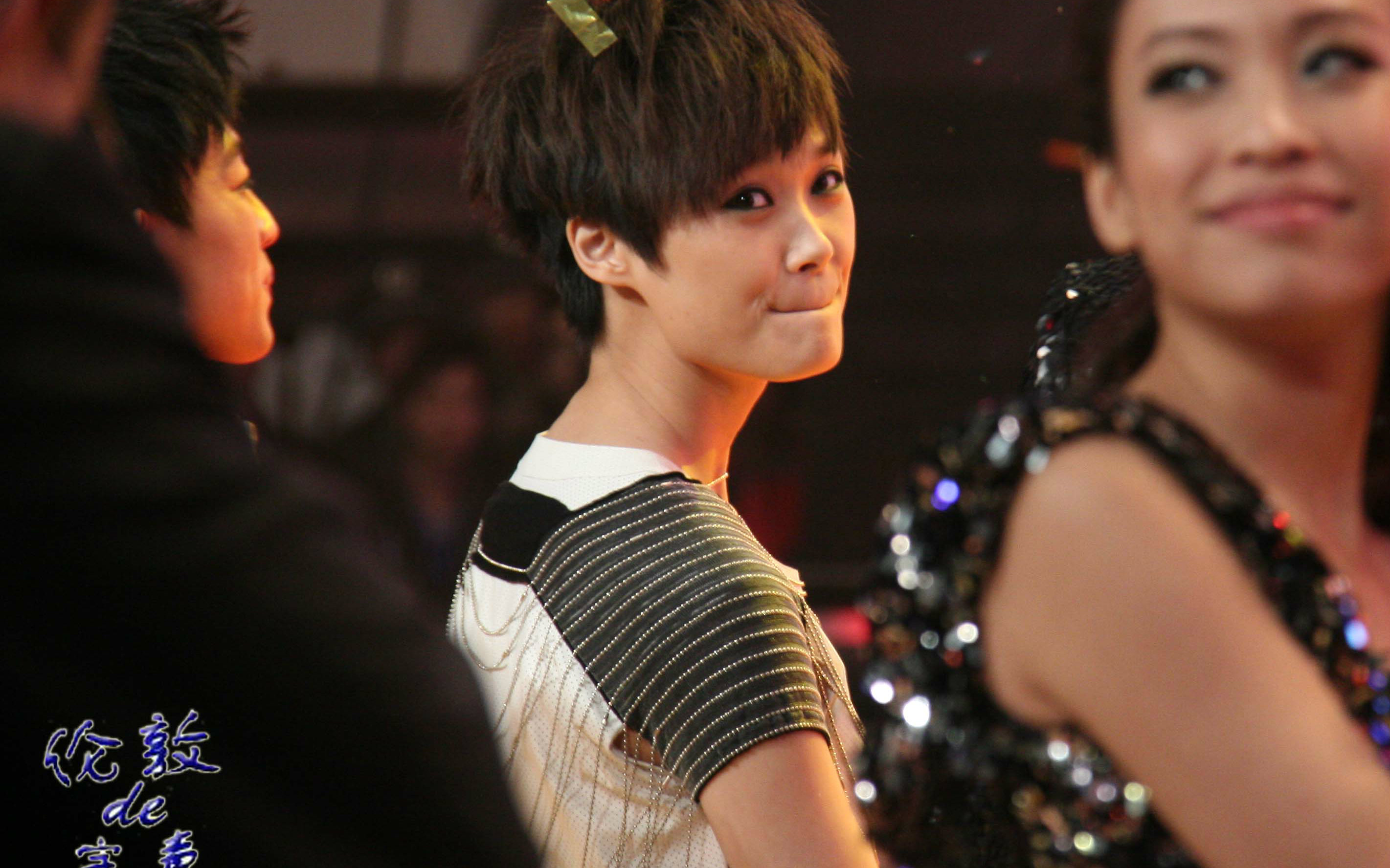 【李宇春】20120119中歌榜颁奖礼合辑_哔哩哔哩_bilibili