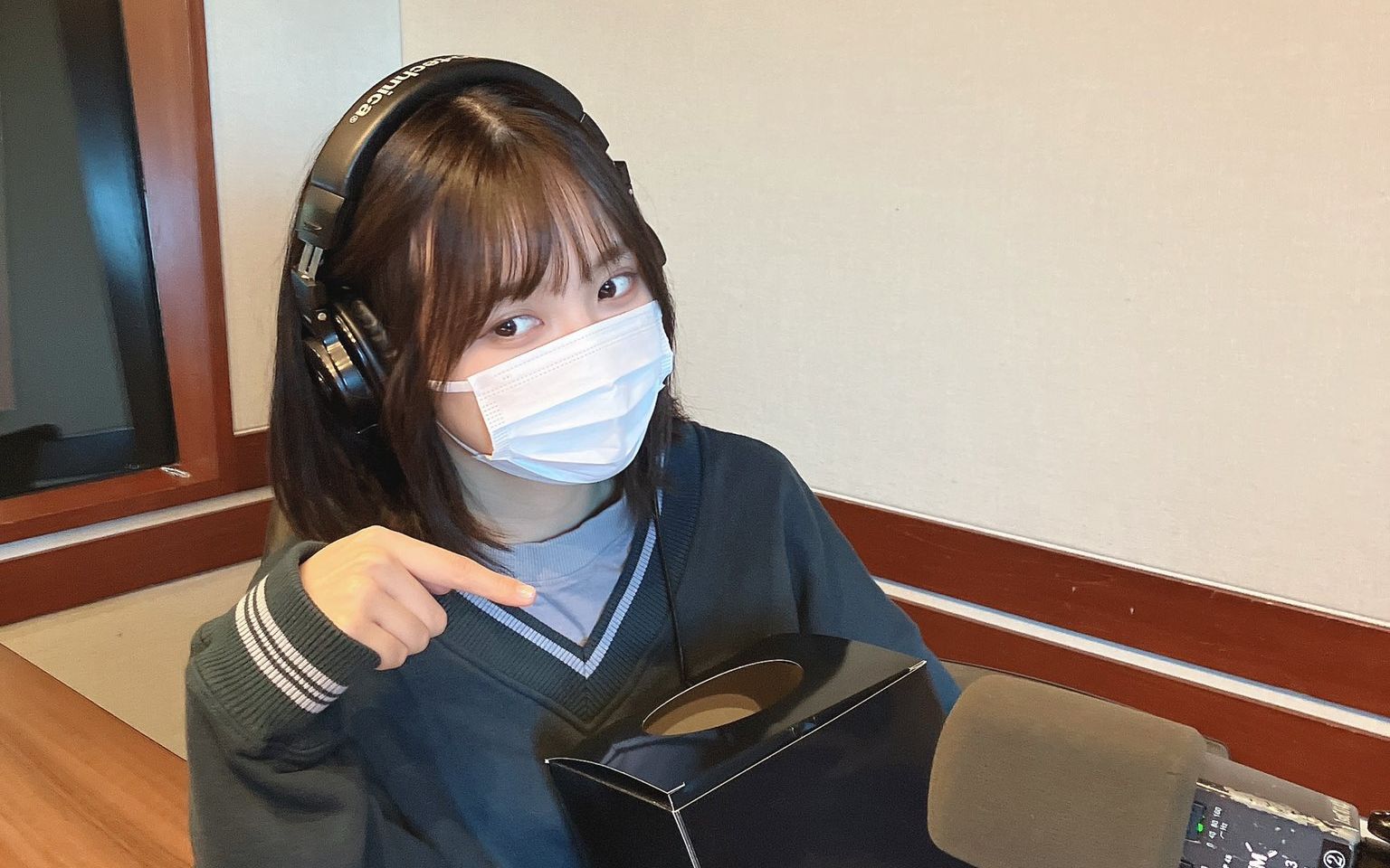 中国的供餐黏黏糊糊的!笑 世代及文化的差异