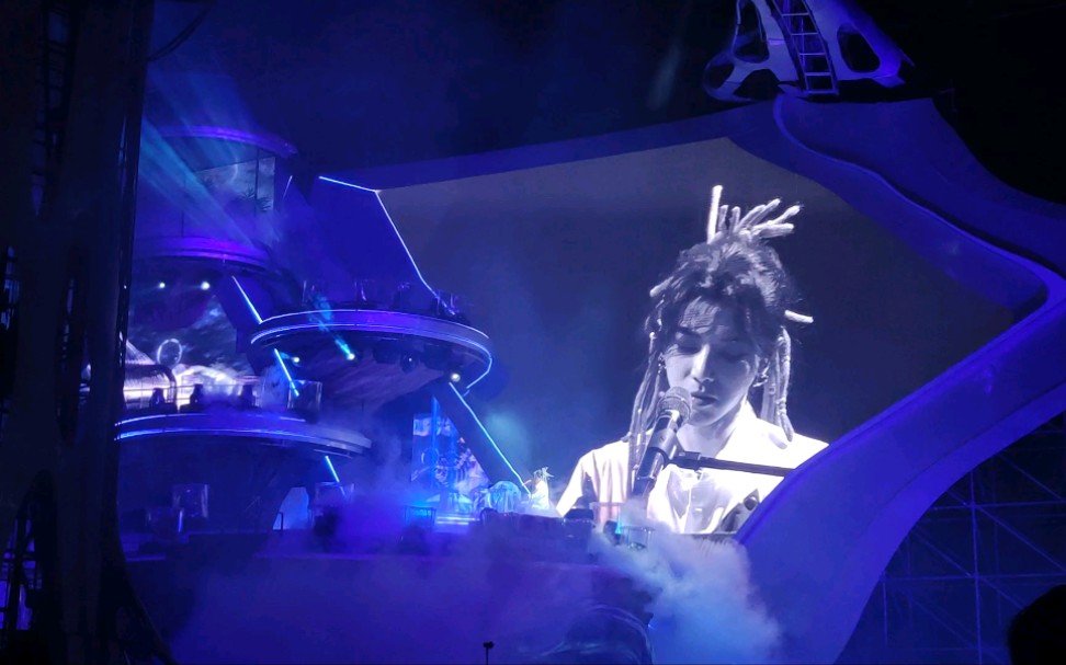 华晨宇20211126海口火星演唱会蜉蝣live1280b1区饭拍