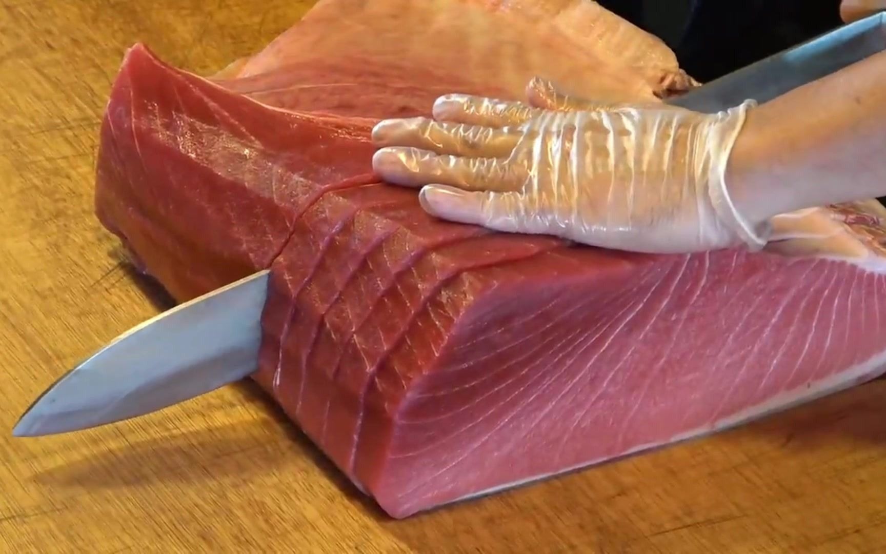 顶级金枪鱼切割分解