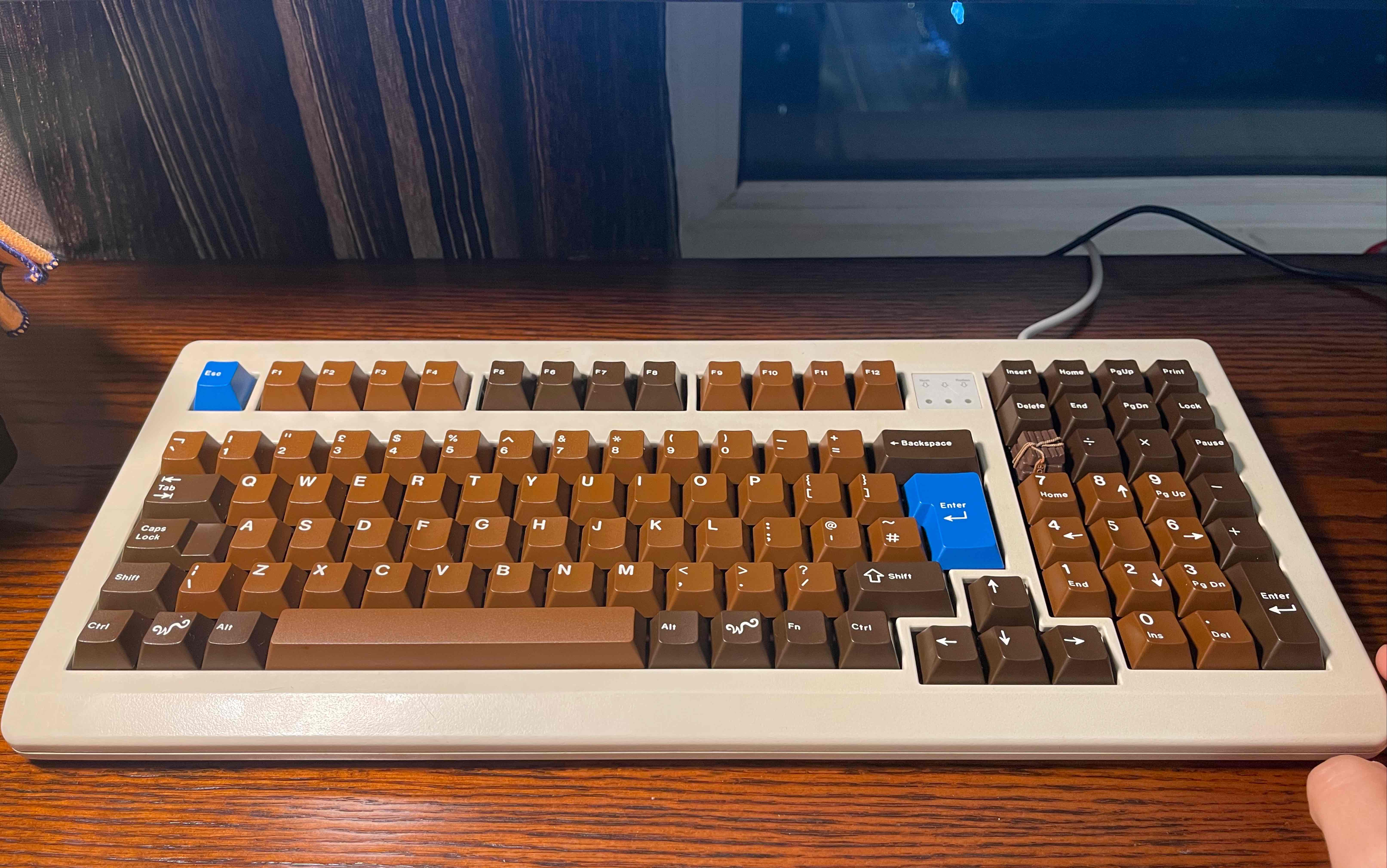 g80-1800 cherry樱桃老黑轴配gmk chocolatier巧克力键盘【打字音】