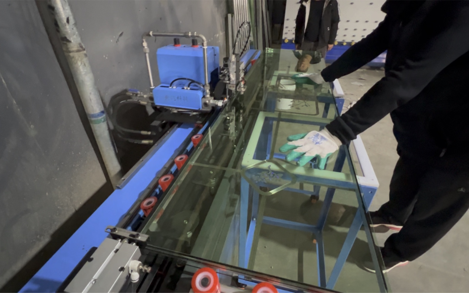 中空玻璃打胶机移门移动封胶