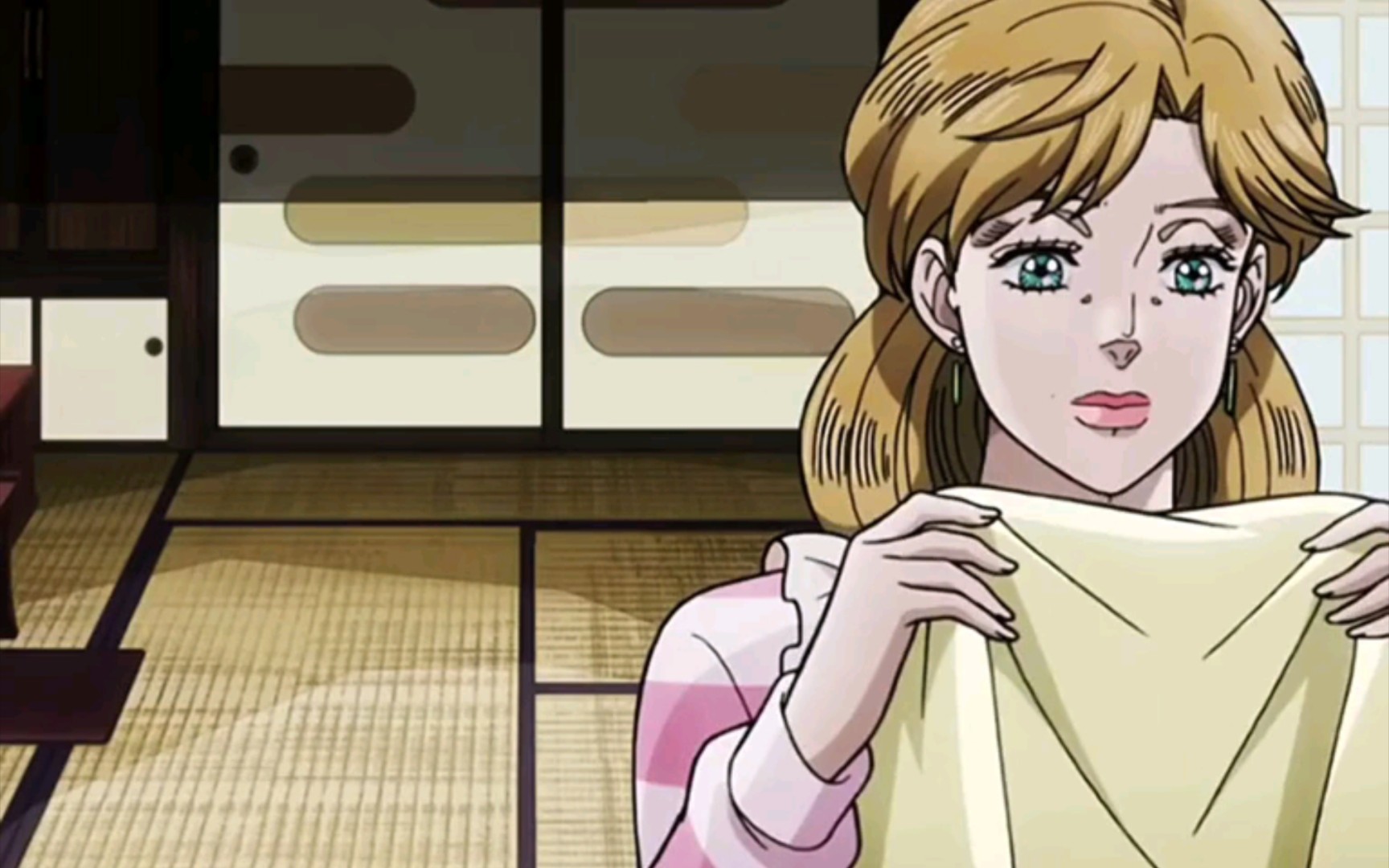 荷莉爱着儿子承太郎,承太郎也爱着母亲荷莉.